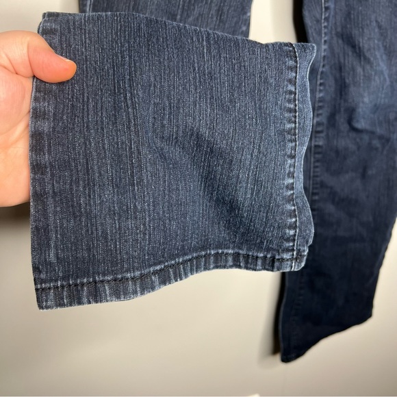 L.E.I Women's Jeans Low Rise Flare Boot Cut Julia Indigo size 10-12 - Picture 5 of 10